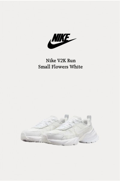 希少銀タグNIKE✴︎y2k00s平成ギャルトラックジャケット刺繍ロゴストリート 希少銀タグNIKE✴︎y2k00s平成ギャルトラックジャケット刺繍ロゴ